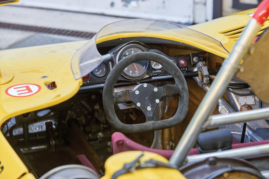 Интерьер Porsche 908/03 Spyder 1970 года  (фото 29 из 45)